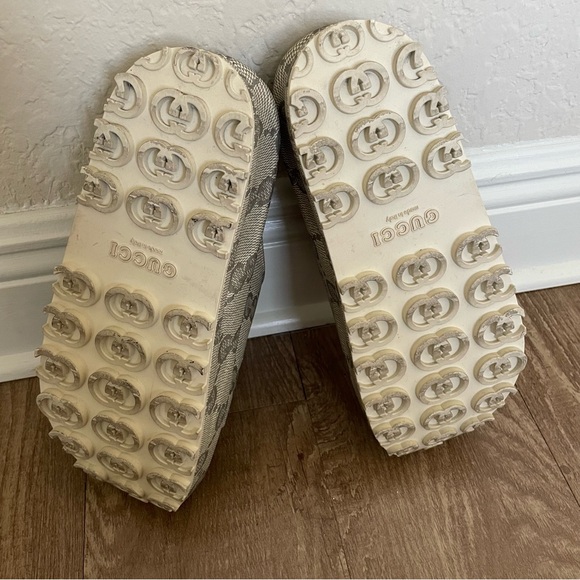 Authentic Gucci Women’s Slide Sandal with Interlocking G (Size US 9) - Picture 3 of 5